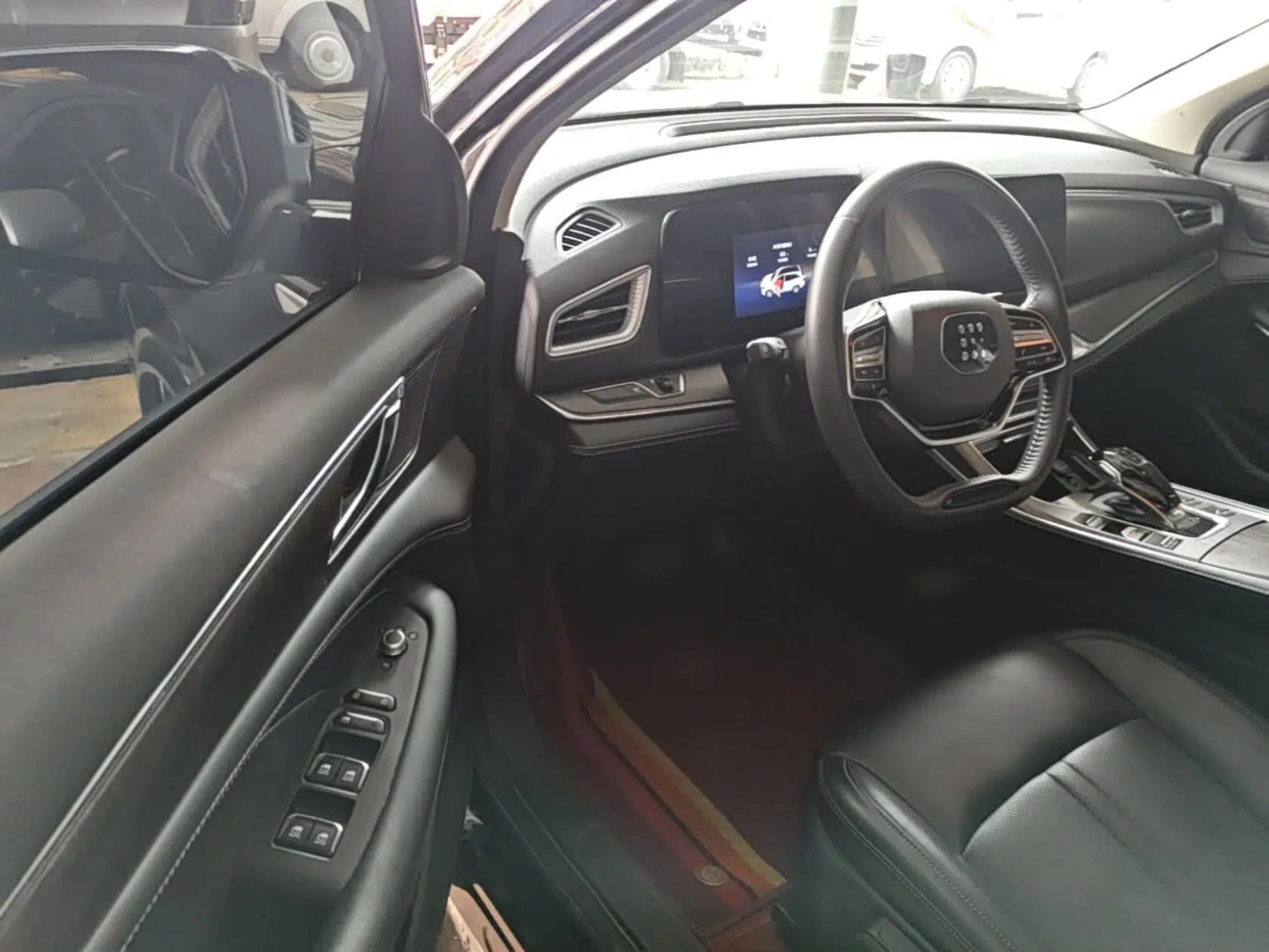 Landian E5 2023 1.5L DE-i 100KM Comfort Edition 7-Seater — миниатюра 18