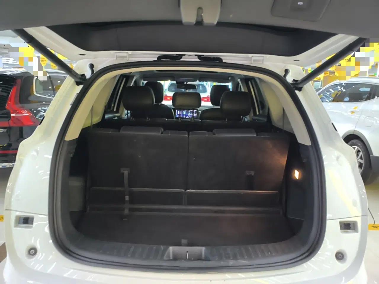 Landian E5 2024 Honor Edition 100KM Premium Model 7 Seats — миниатюра 22