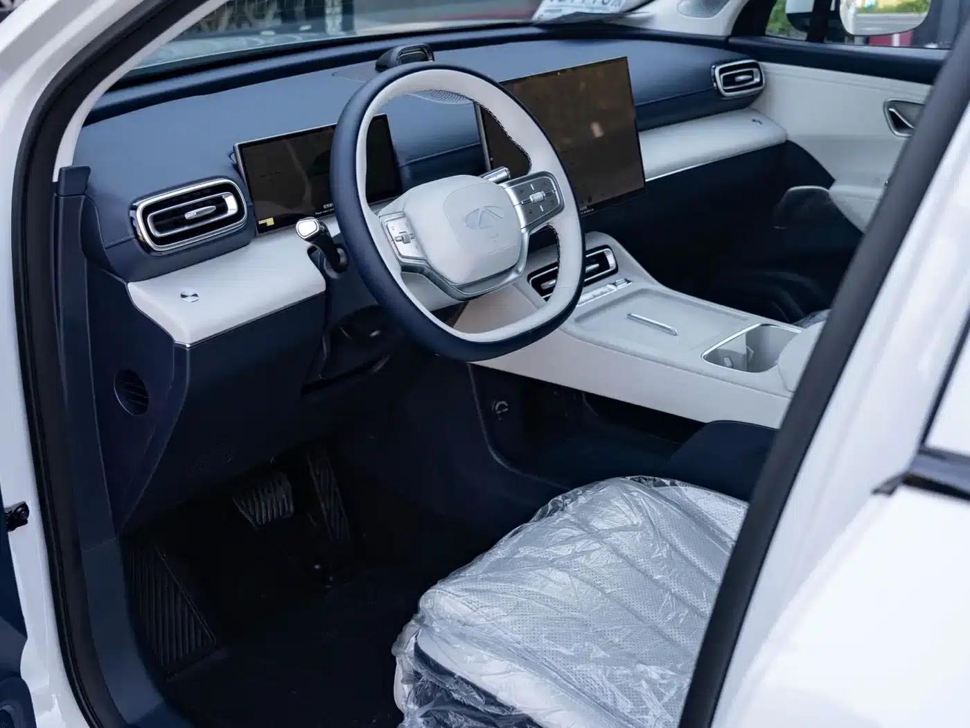 Fengyun T9L 2026 200 4WD Super Performance & Super Comfort — миниатюра 7