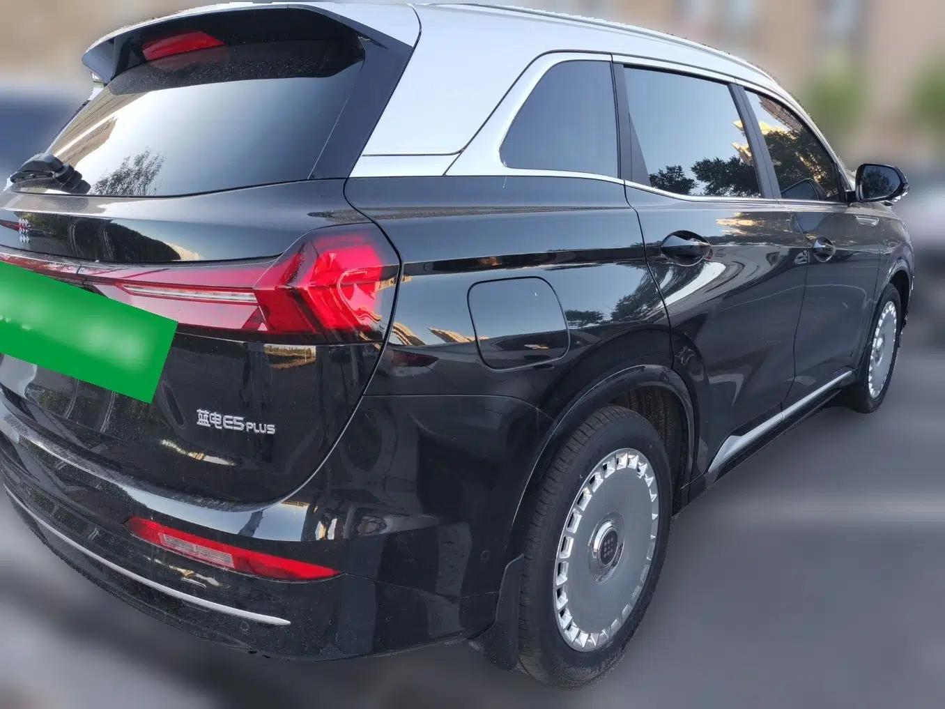 Landian E5 PLUS 2026 Model Standard-Range All-Wheel-Drive Performance Version Ultra — миниатюра 6