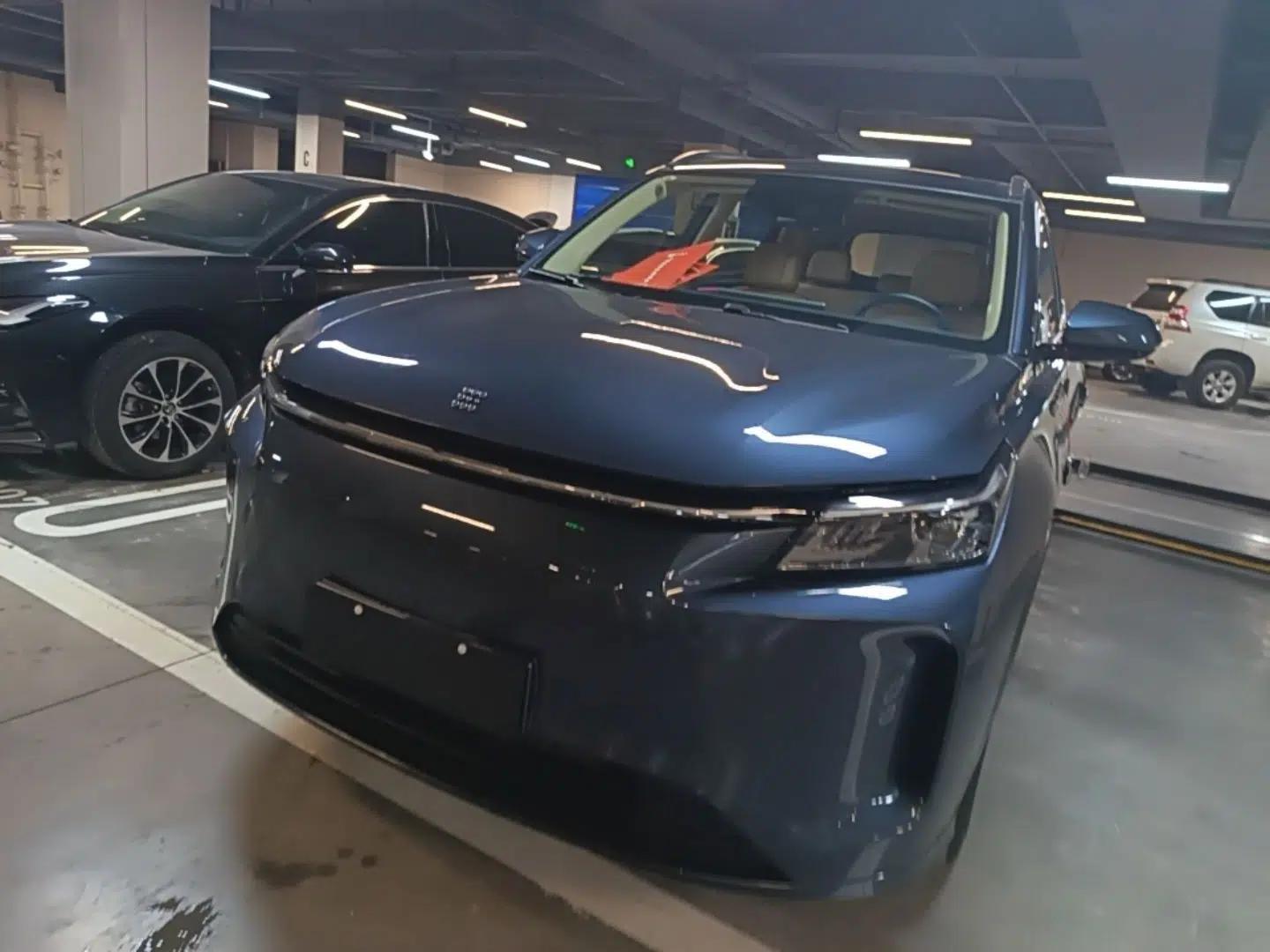 Landian E5 PLUS 2025 165 km Long-Range Version PLUS 5-Seater — миниатюра 1
