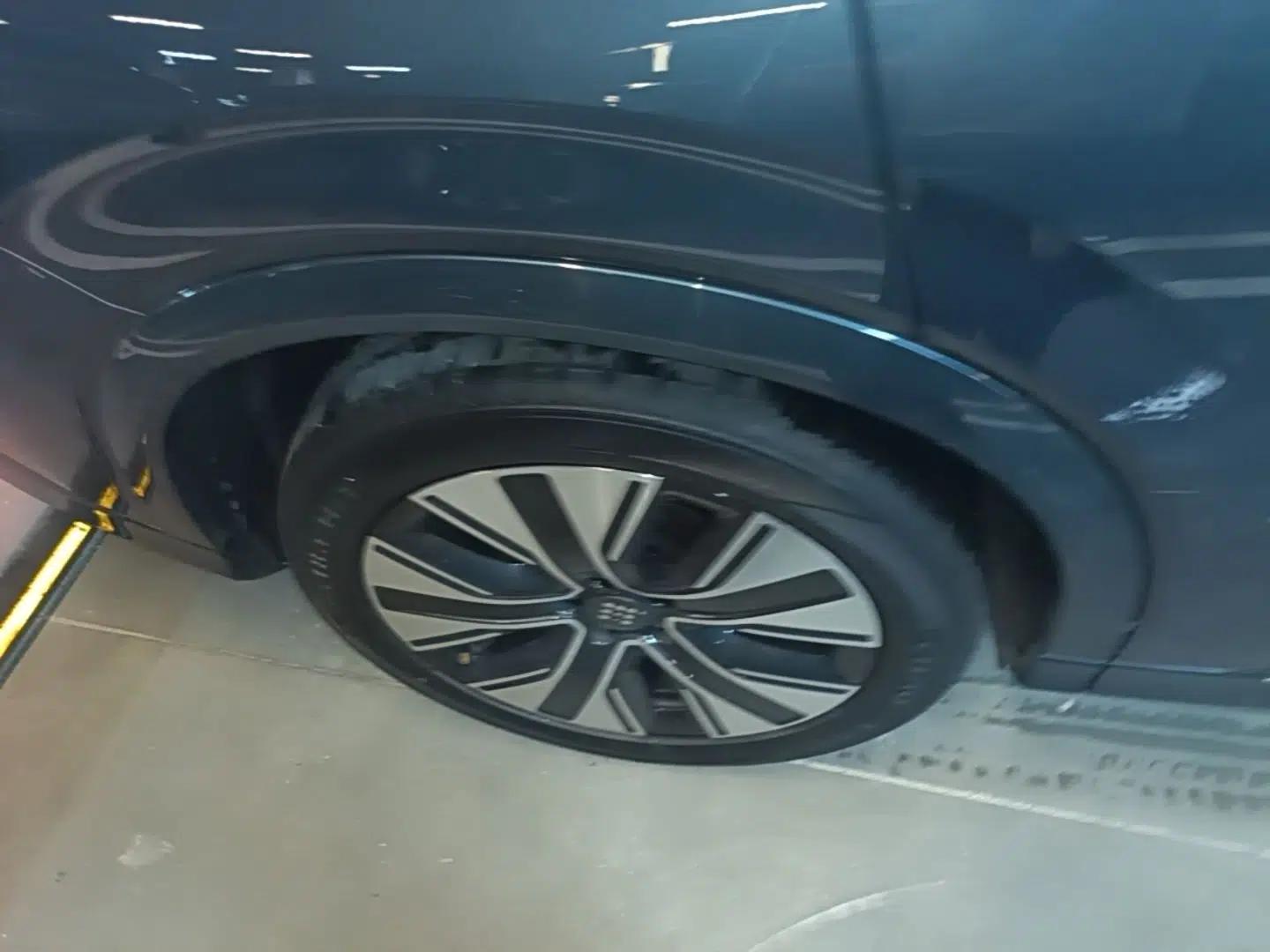 Landian E5 PLUS 2025 165 km Long-Range Version PLUS 5-Seater — миниатюра 11