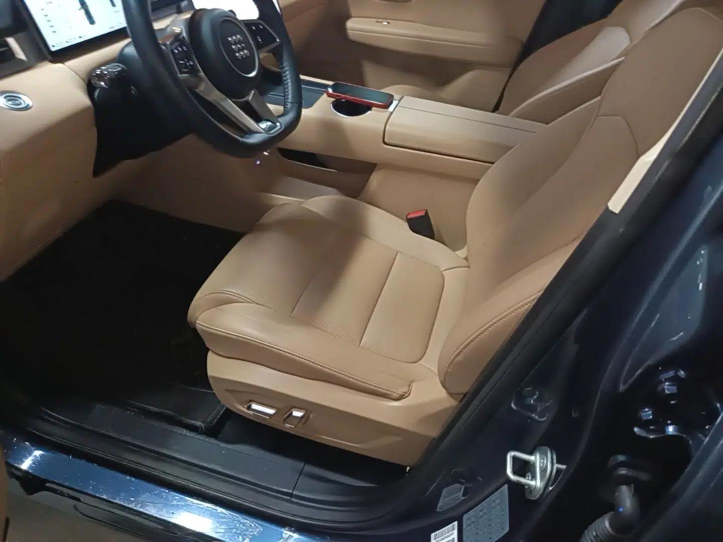 Landian E5 PLUS 2025 165 km Long-Range Version PLUS 5-Seater — миниатюра 22
