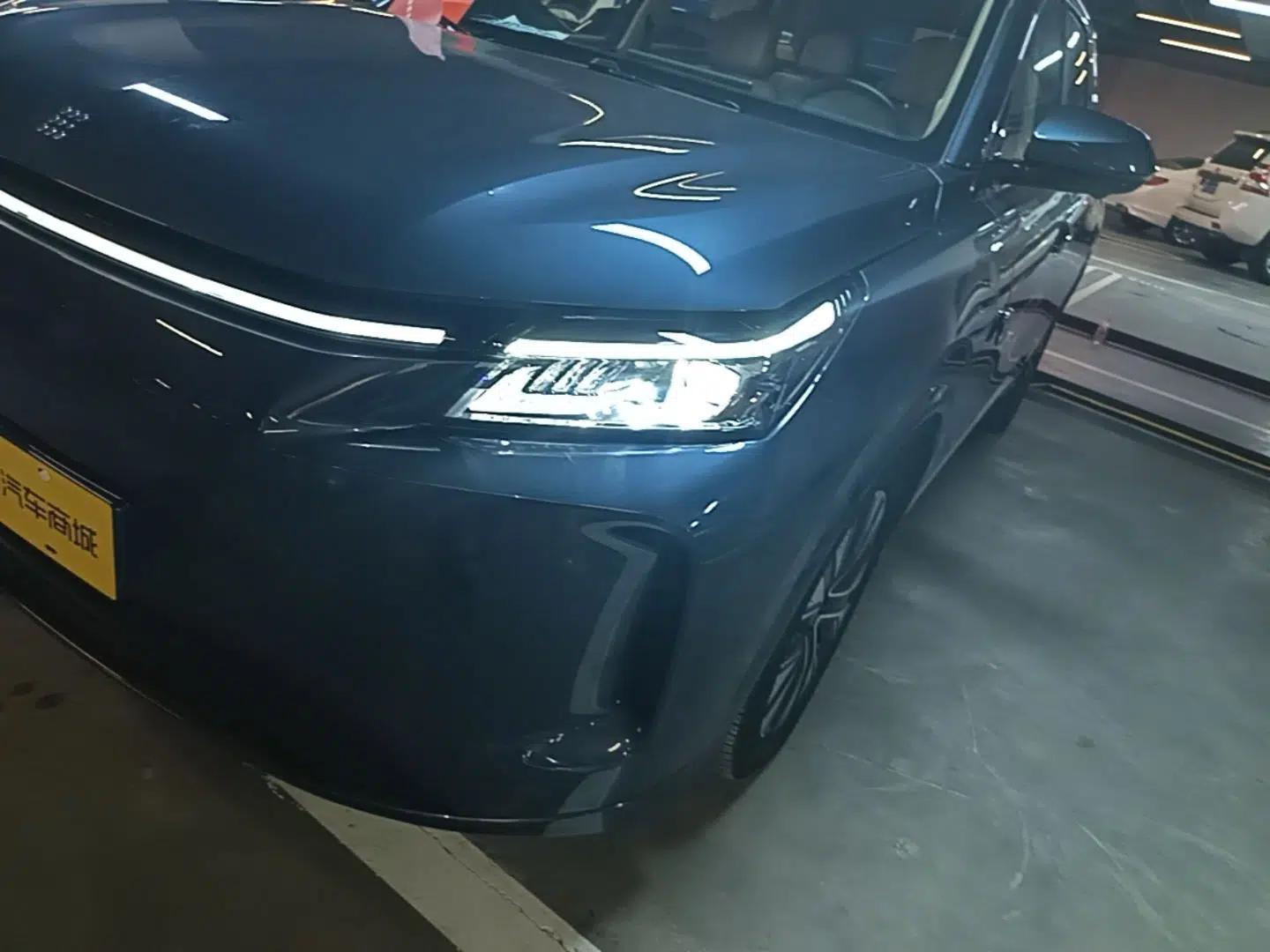 Landian E5 PLUS 2025 165 km Long-Range Version PLUS 5-Seater — миниатюра 8