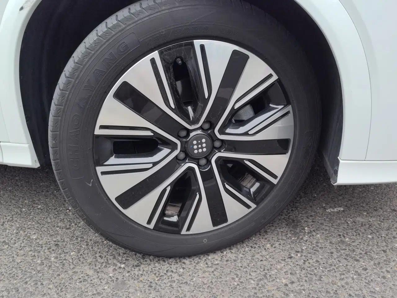 Landian E5 PLUS 2025 165 km Long-Range Version PLUS 7-Seater — миниатюра 8