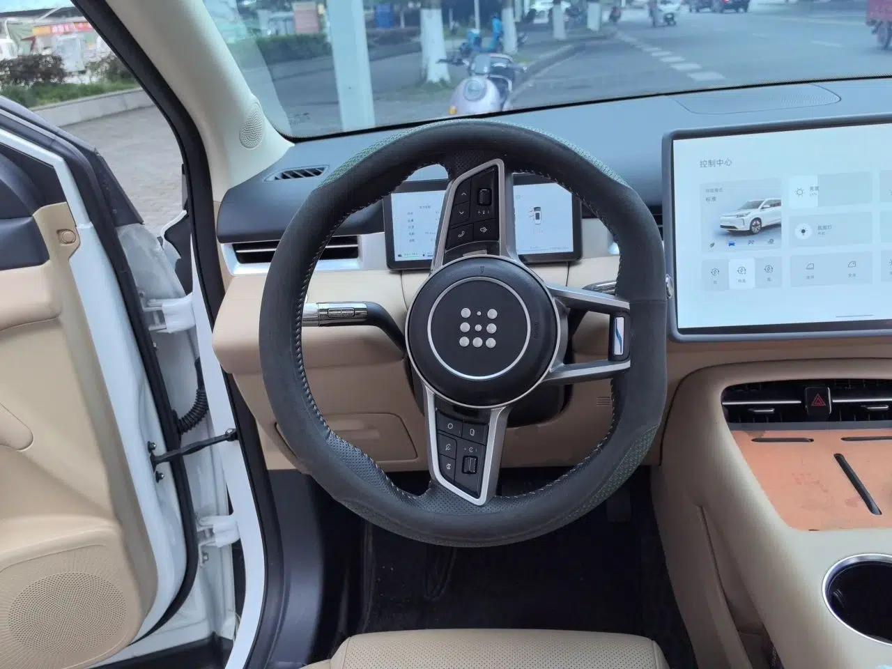 Landian E5 PLUS 2025 165 km Long-Range Version PLUS 7-Seater — миниатюра 10
