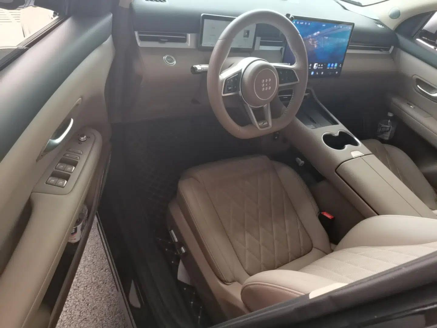 Landian E5 PLUS 2026 Model Standard-Range All-Wheel-Drive Performance Version Ultra — миниатюра 18