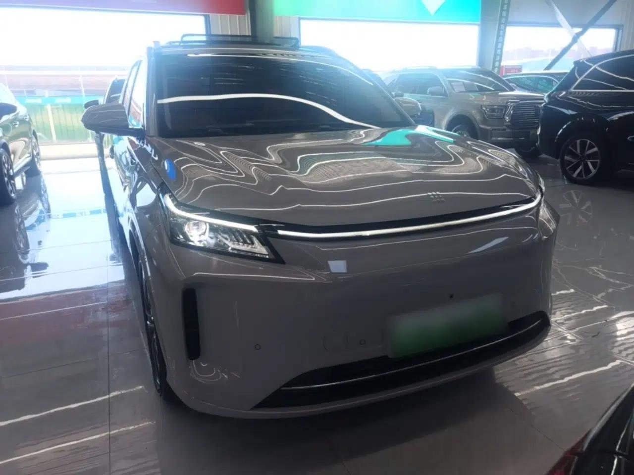 Landian E5 PLUS 2026 Model Standard-Range All-Wheel-Drive Performance Version Ultra — миниатюра 2