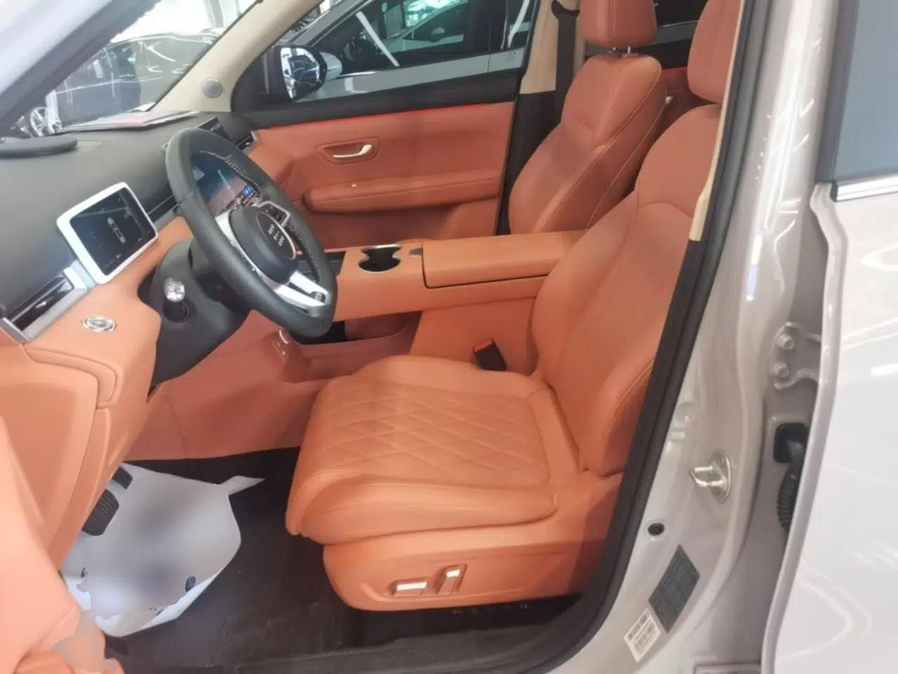 Landian E5 PLUS 2026 Model Standard-Range All-Wheel-Drive Performance Version Ultra — миниатюра 17