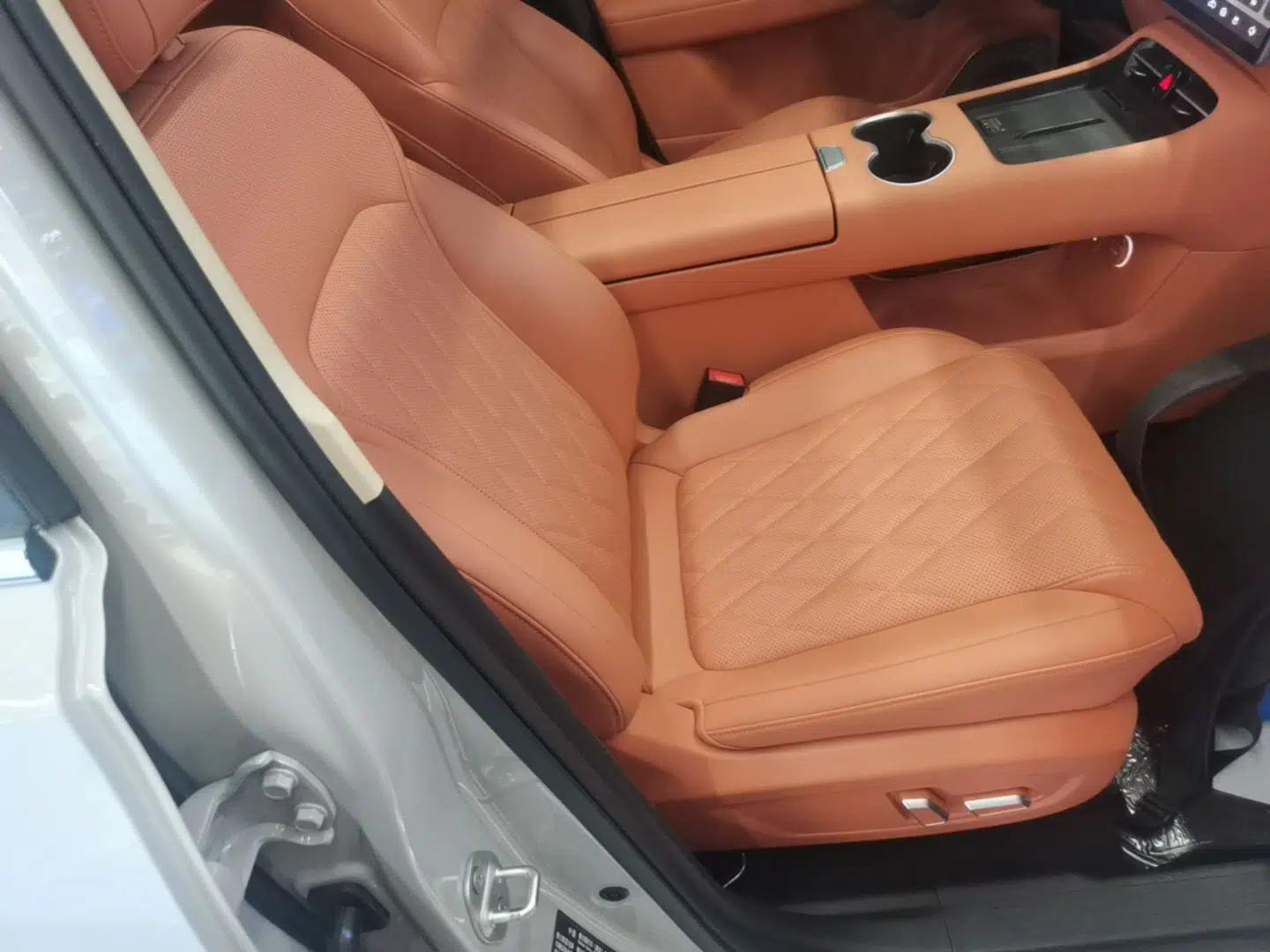 Landian E5 PLUS 2026 Model Standard-Range All-Wheel-Drive Performance Version Ultra — миниатюра 19