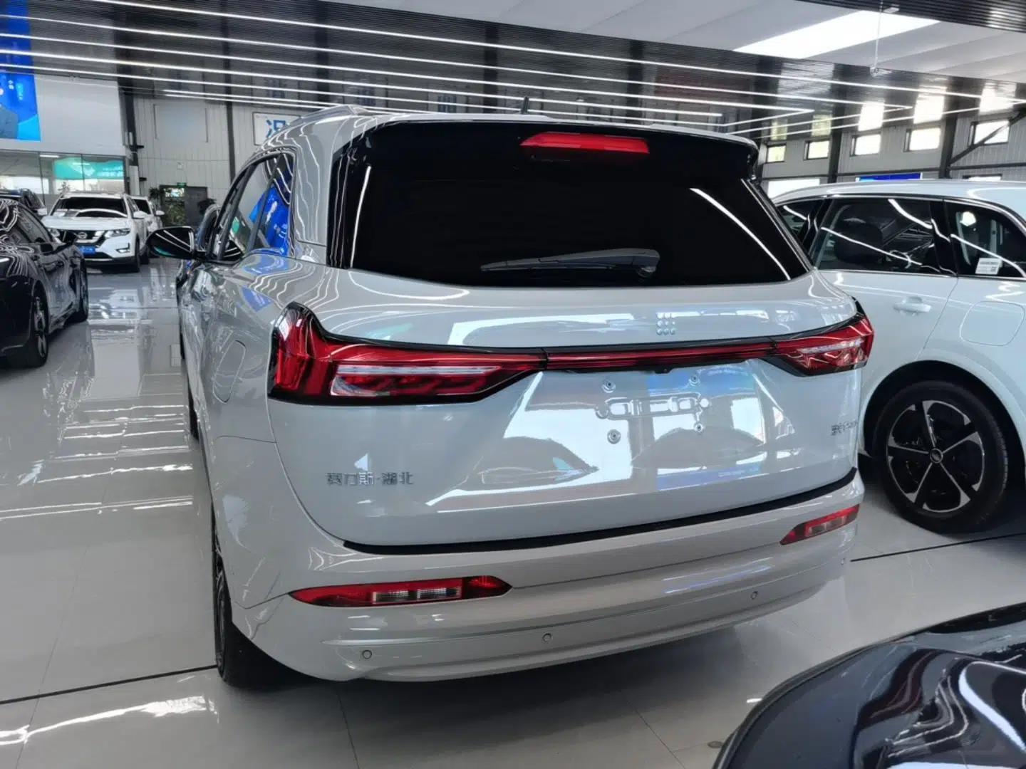 Landian E5 PLUS 2026 Model Standard-Range All-Wheel-Drive Performance Version Ultra — миниатюра 5