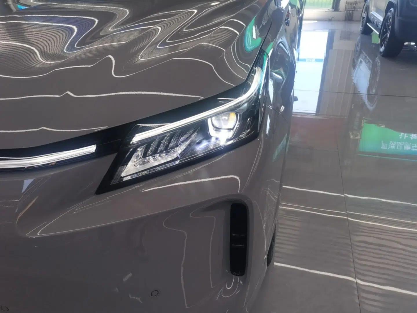 Landian E5 PLUS 2026 Model Standard-Range All-Wheel-Drive Performance Version Ultra — миниатюра 8