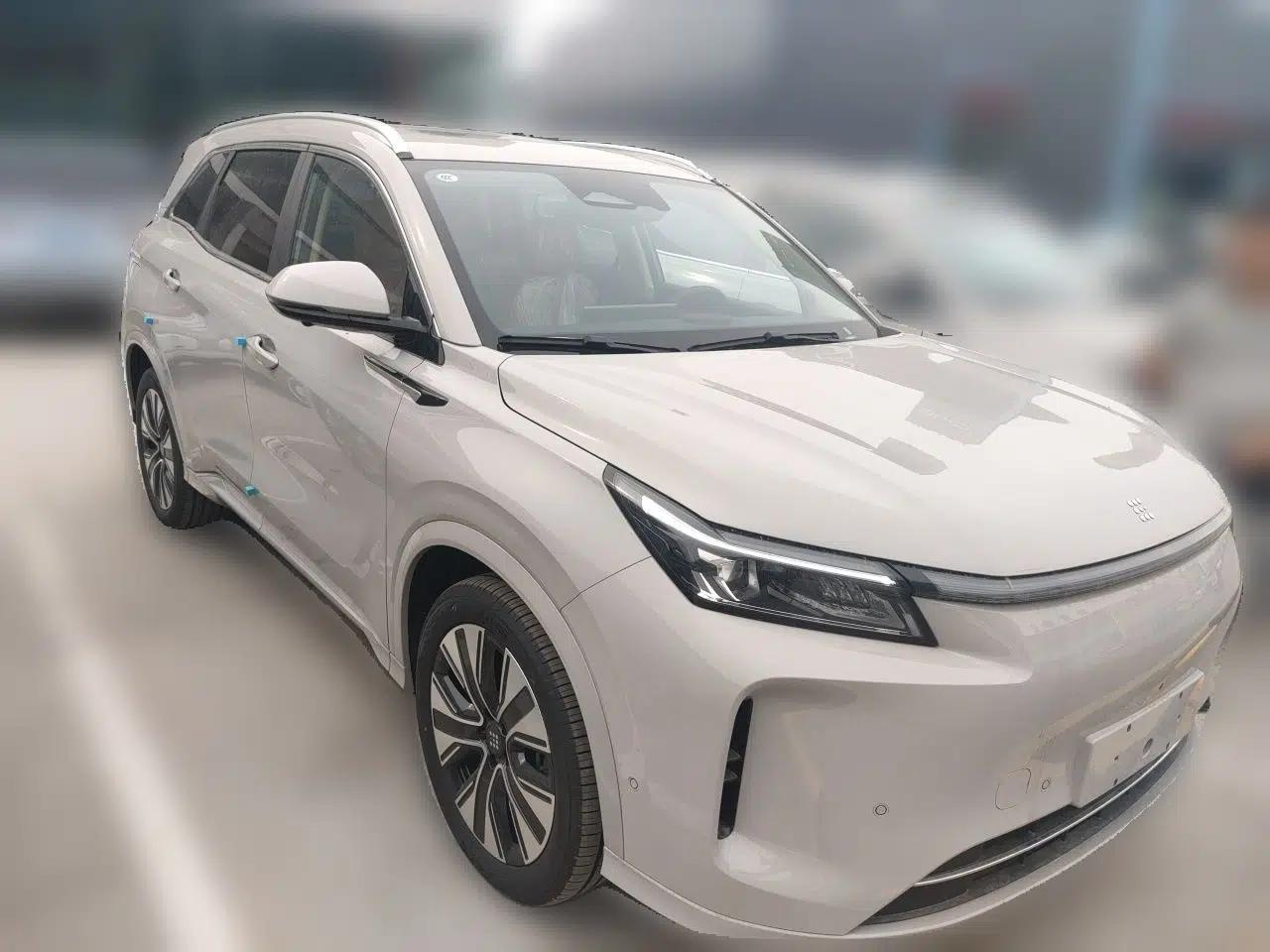 Landian E5 PLUS 2026 Model 230km Ultra-Long-Range Version Ultra 7-seater — миниатюра 3