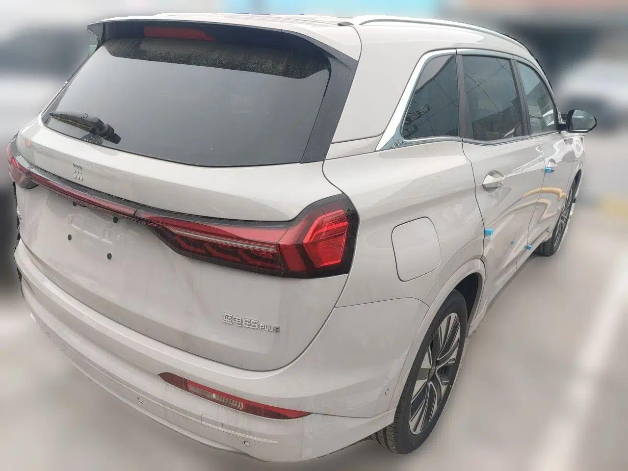 Landian E5 PLUS 2026 Model 230km Ultra-Long-Range Version Ultra 7-seater — миниатюра 6