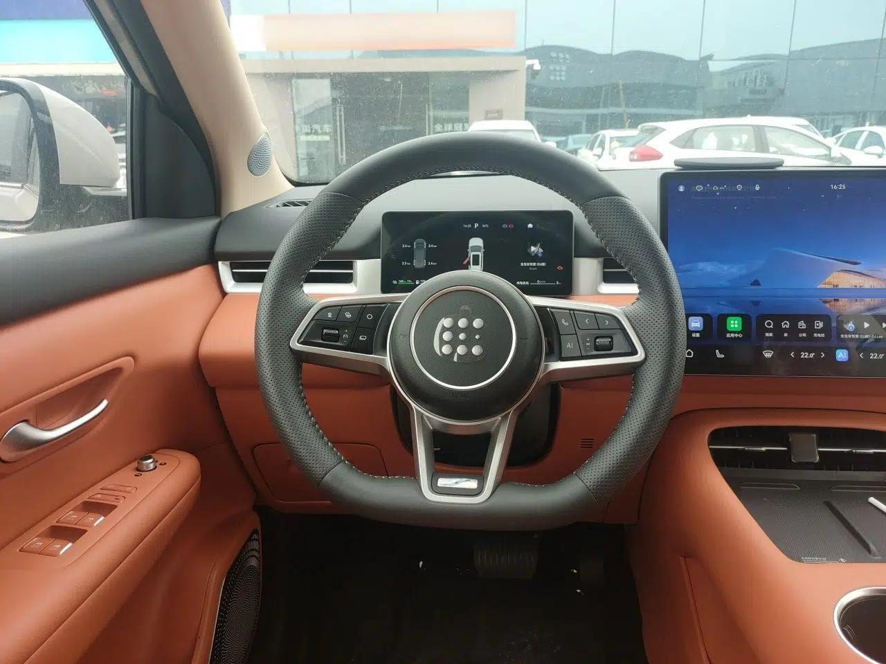 Landian E5 PLUS 2026 Model 230km Ultra-Long-Range Version Ultra 7-seater — миниатюра 10