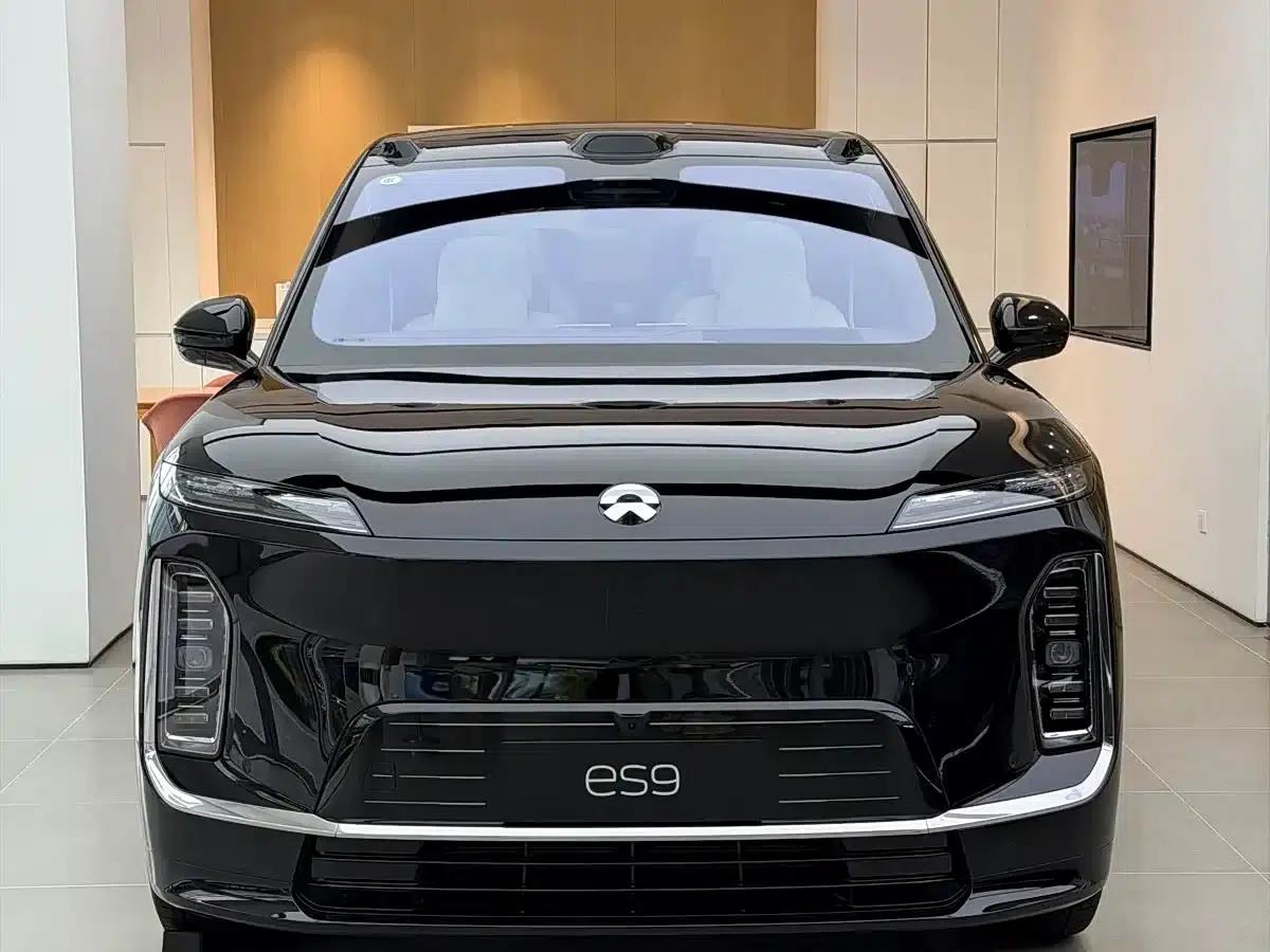 NIO ES9 2026 Model 102kWh Executive Island Signature Edition — миниатюра 2