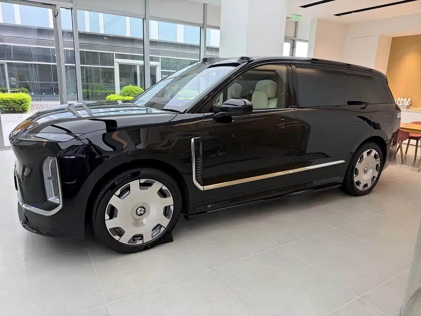 NIO ES9 2026 Model 102kWh Executive Island Signature Edition — миниатюра 11