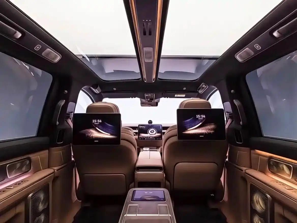 NIO ES9 2026 Model 102kWh Executive Island Signature Edition — миниатюра 17