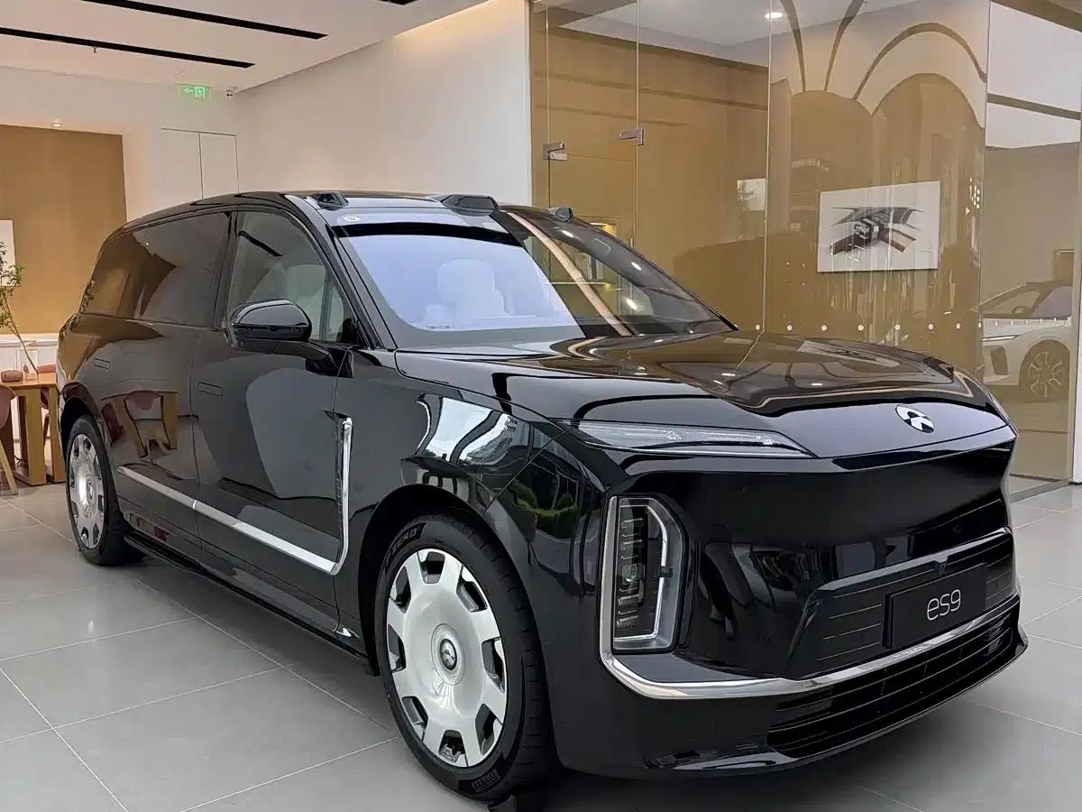 NIO ES9 2026 Model 102kWh Executive Island Signature Edition — миниатюра 8