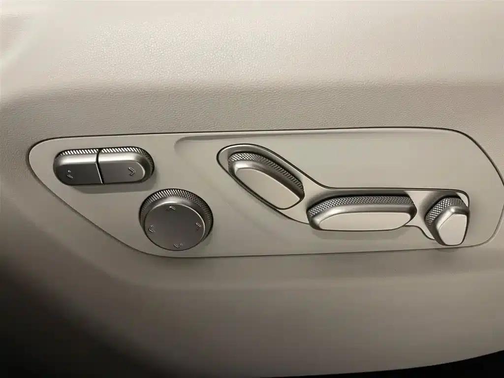 XPeng GX 2026 Extended Range 1585 AWD Ultra Flagship Edition — миниатюра 19