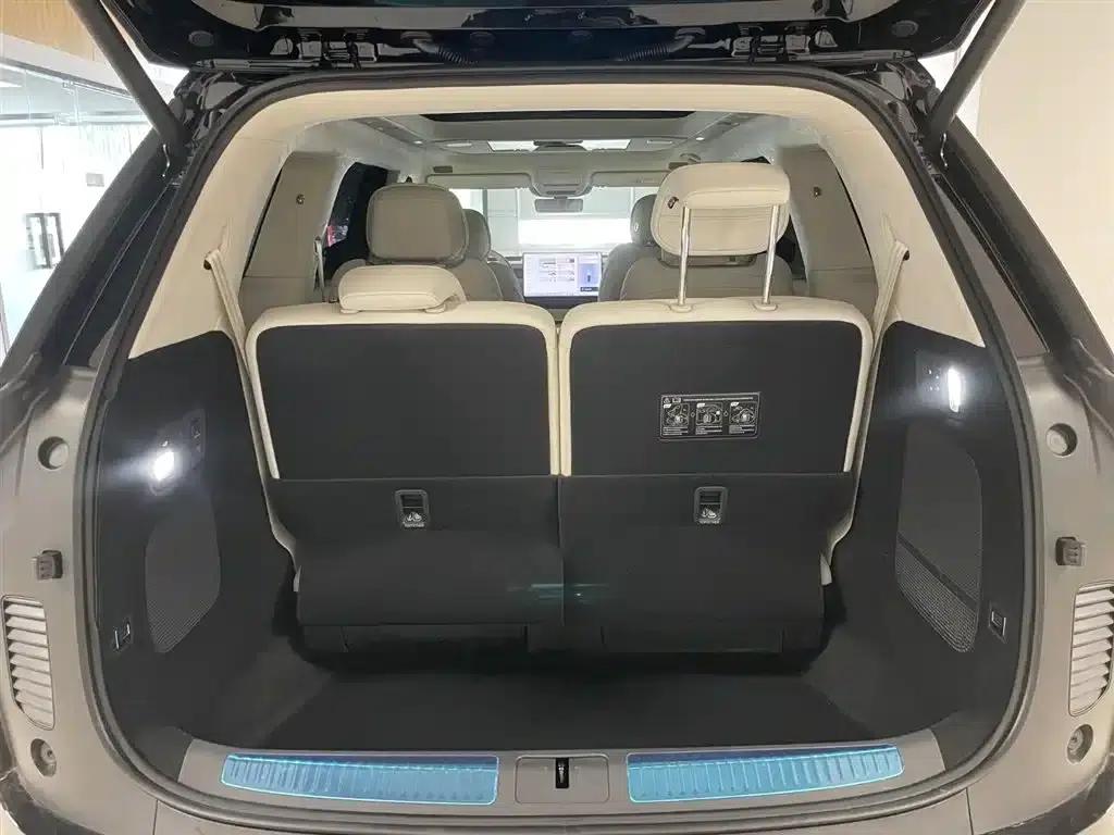 XPeng GX 2026 Extended Range 1585 AWD Ultra Flagship Edition — миниатюра 38