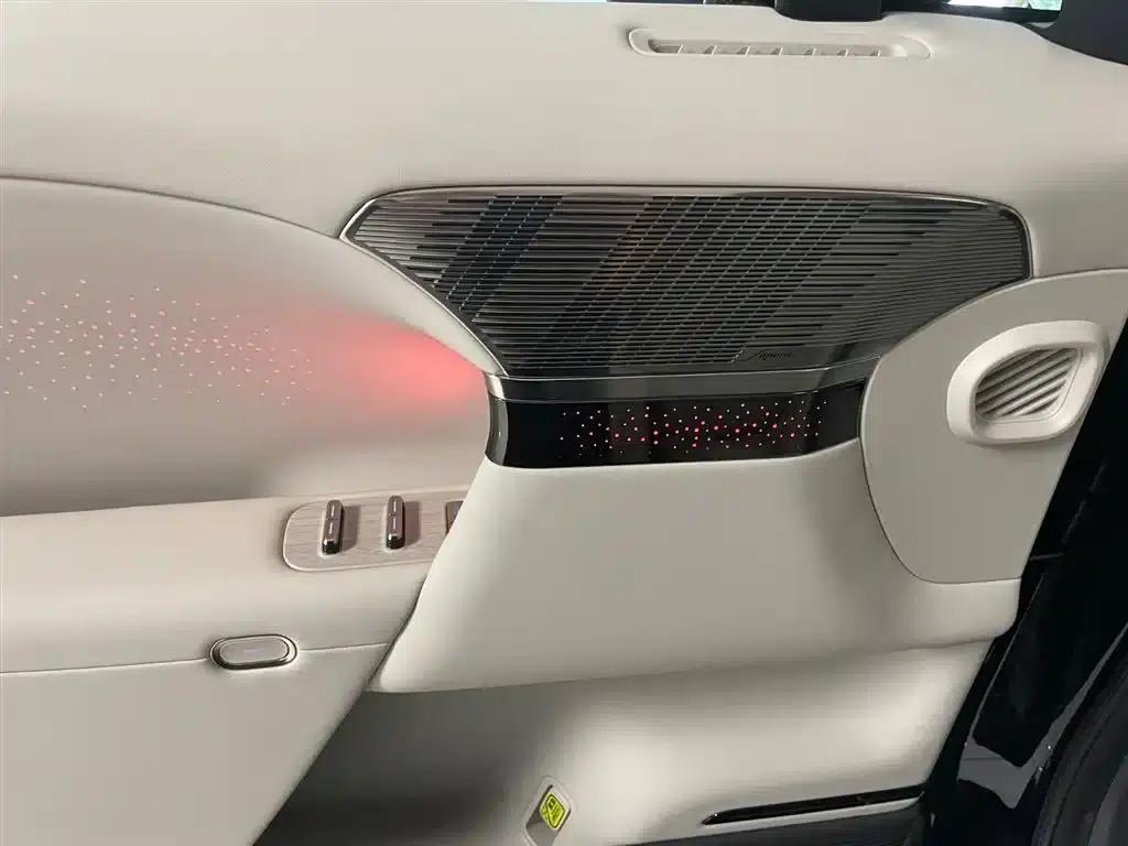 XPeng GX 2026 Extended Range 1585 AWD Ultra Flagship Edition — миниатюра 7