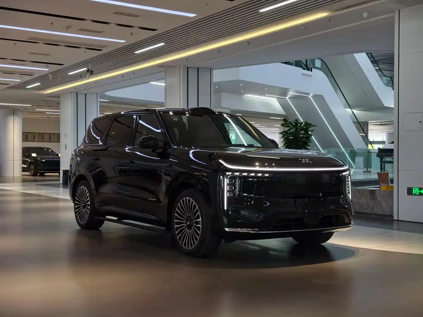 Smart LS8 2026 66 Ultra Luxury Six-Seater — миниатюра 3