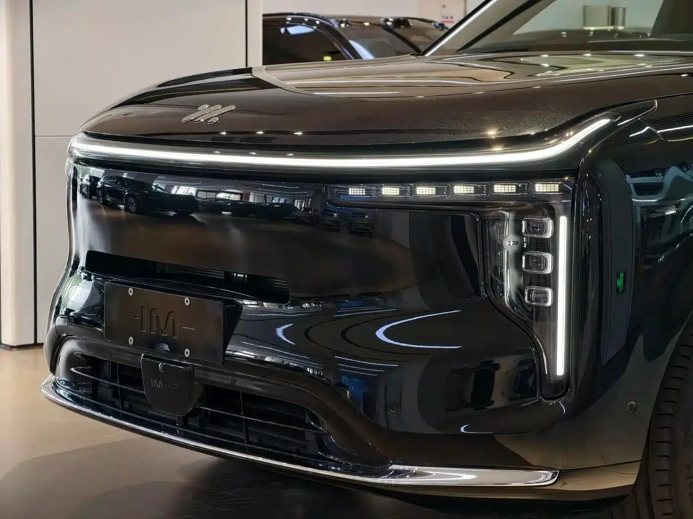 Smart LS8 2026 66 Ultra Luxury Six-Seater — миниатюра 8