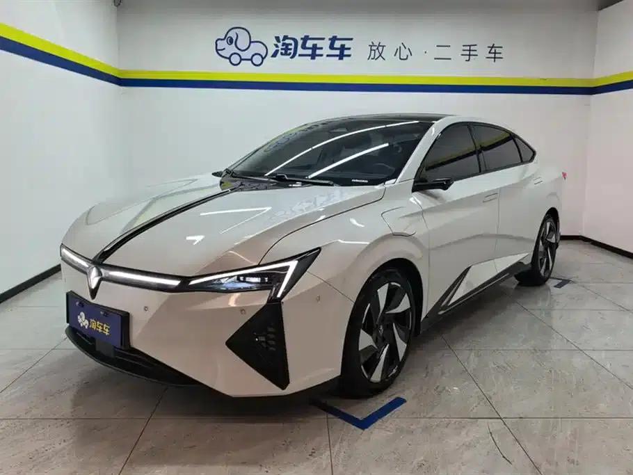 Lingxi L 2024 Ready Player One Edition — миниатюра 1