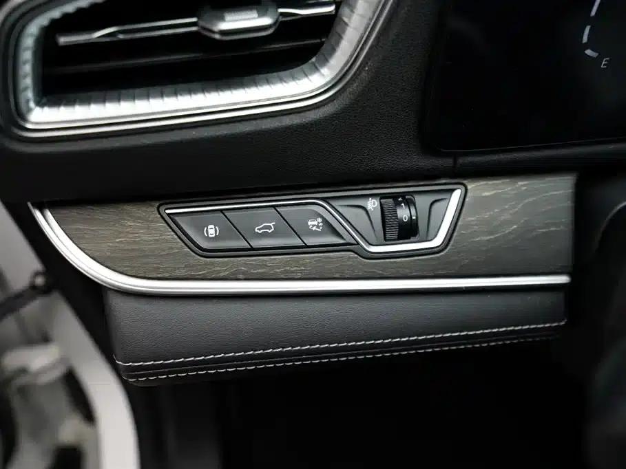 Blue Electric E5 2024 Glory Edition 100KM Premium 7-Seater — миниатюра 6