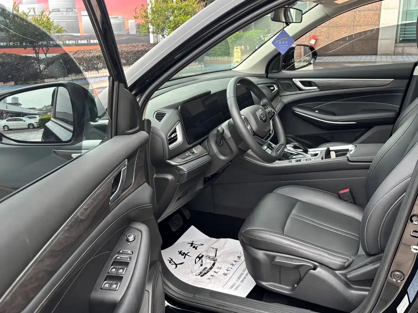 Blue Electric E5 2023 Model 1.5L DE-i 100KM Enjoyable Edition 7-Seater — миниатюра 13