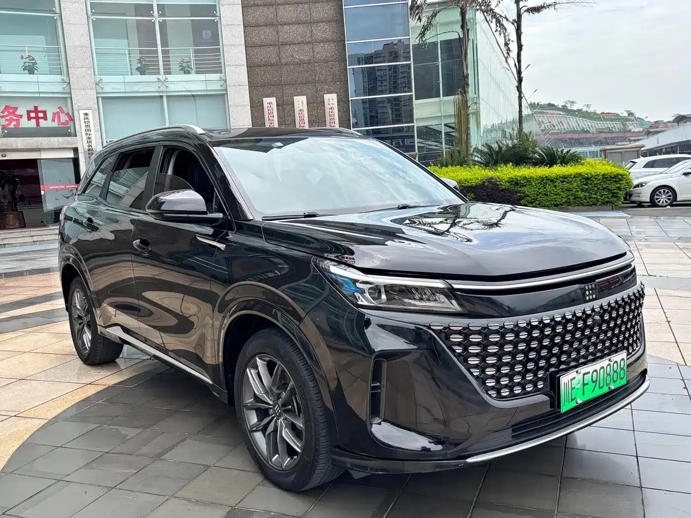Blue Electric E5 2023 Model 1.5L DE-i 100KM Enjoyable Edition 7-Seater — миниатюра 3