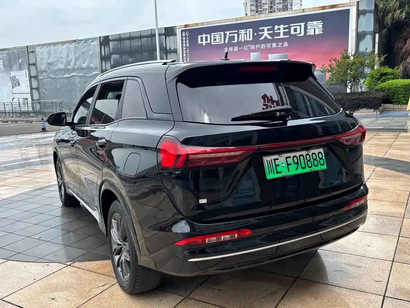 Blue Electric E5 2023 Model 1.5L DE-i 100KM Enjoyable Edition 7-Seater — миниатюра 7