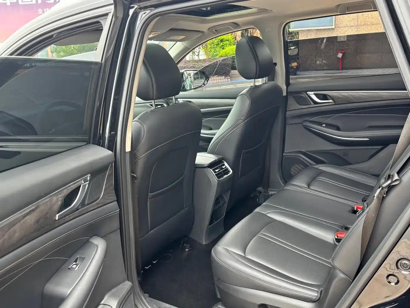 Blue Electric E5 2023 Model 1.5L DE-i 100KM Enjoyable Edition 7-Seater — миниатюра 8