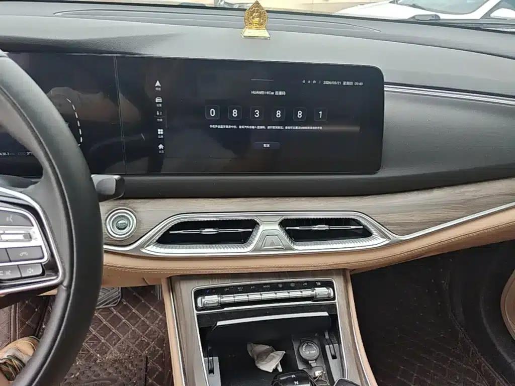 Blue Electric E5 2024 Glory Edition 100KM Premium 7-Seater — миниатюра 13