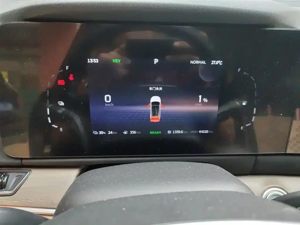 Blue Electric E5 2023 Model 1.5L DE-i 100KM Enjoyable Edition 7-Seater — миниатюра 8