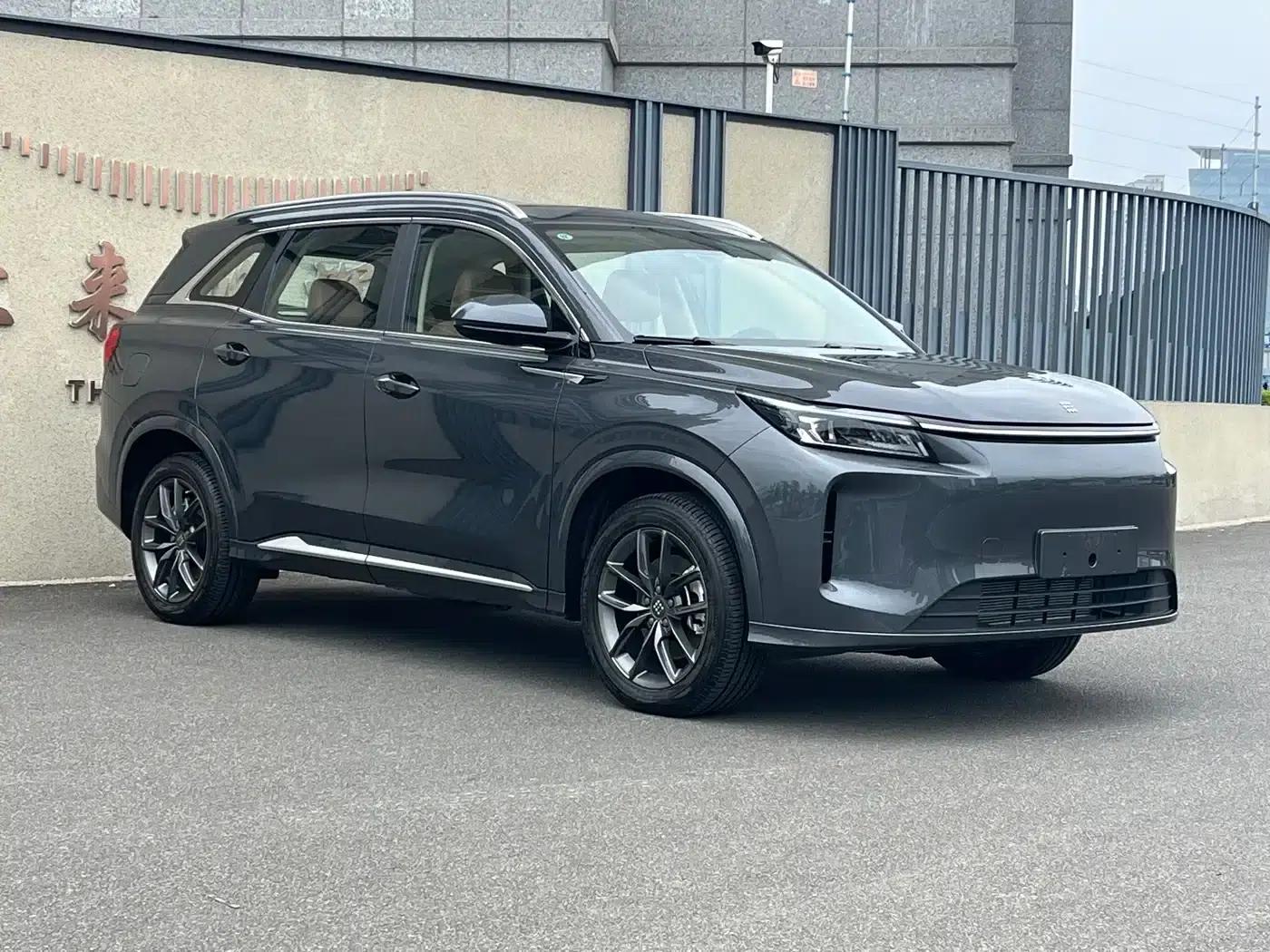 Blue Electric E5 PLUS 2025 Model, 165km Long Range First-Time Enjoyment Edition, 7 Seats — миниатюра 3