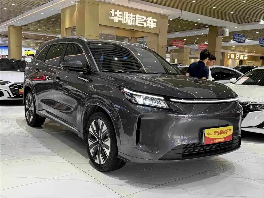 Blue Electric E5 PLUS 2026 Model, 165km Long Range First Enjoy Edition Max 5-Seater — миниатюра 3