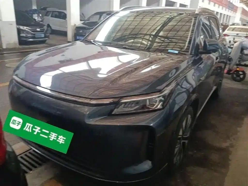 Blue Electric E5 PLUS 2025 Model, 165km Long Range Version, 7 Seats — миниатюра 1
