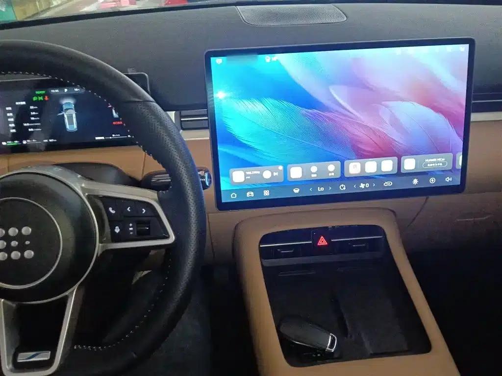 Blue Electric E5 PLUS 2025 Model, 165km Long Range Version, 7 Seats — миниатюра 6