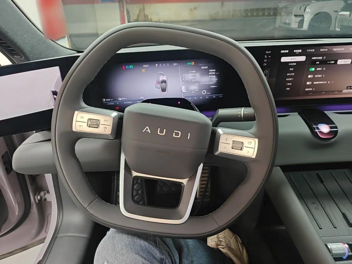 Audi E5 Sportback 2026 Pioneer Quattro Model — миниатюра 13