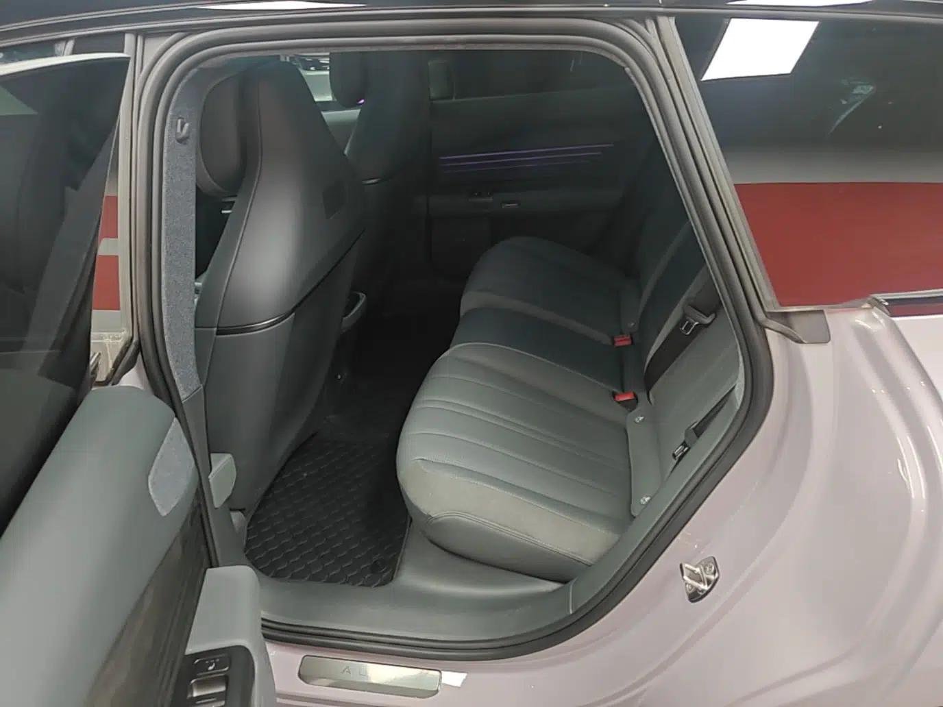 Audi E5 Sportback 2026 Pioneer Quattro Model — миниатюра 20