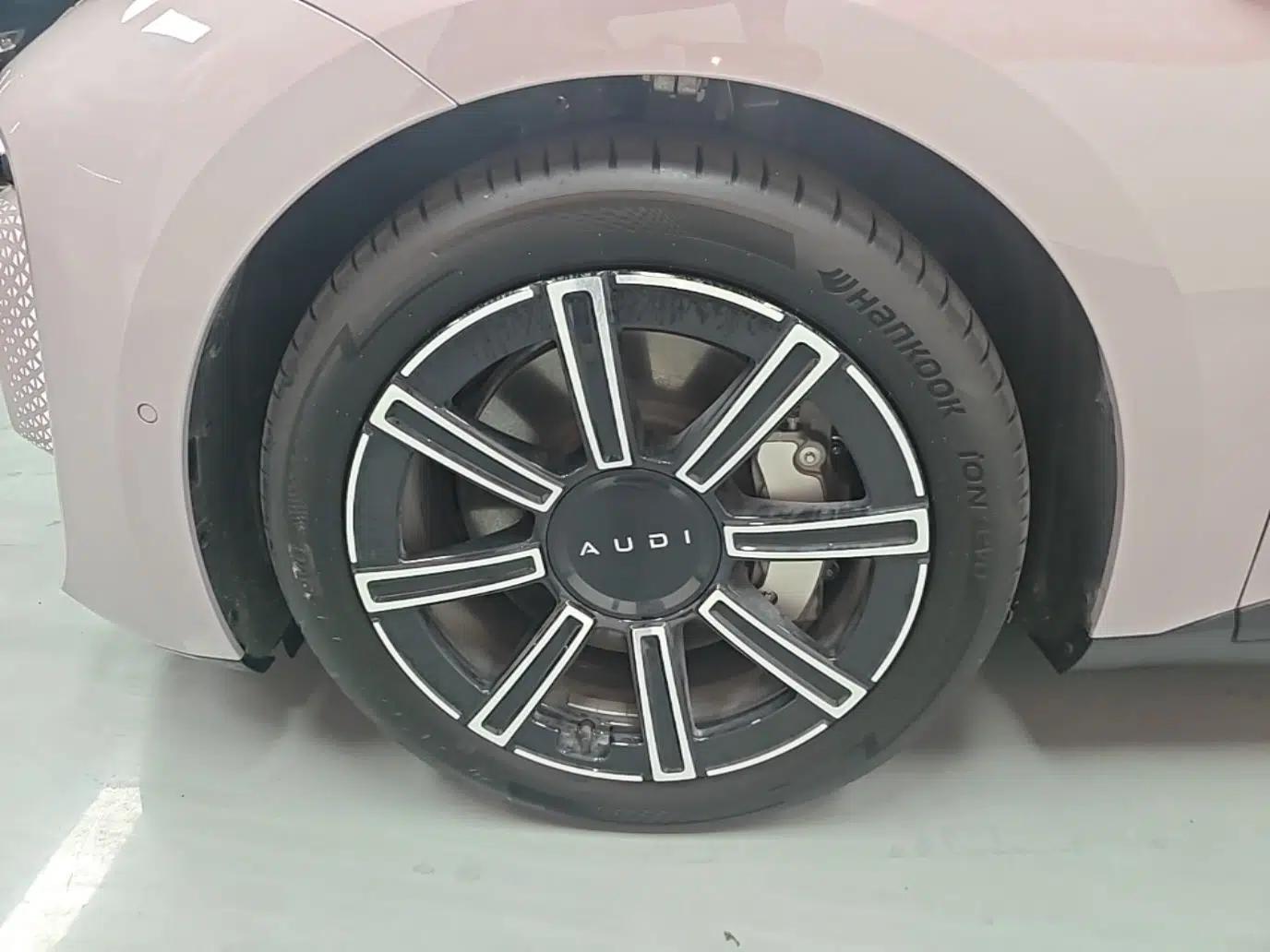 Audi E5 Sportback 2026 Pioneer Quattro Model — миниатюра 10
