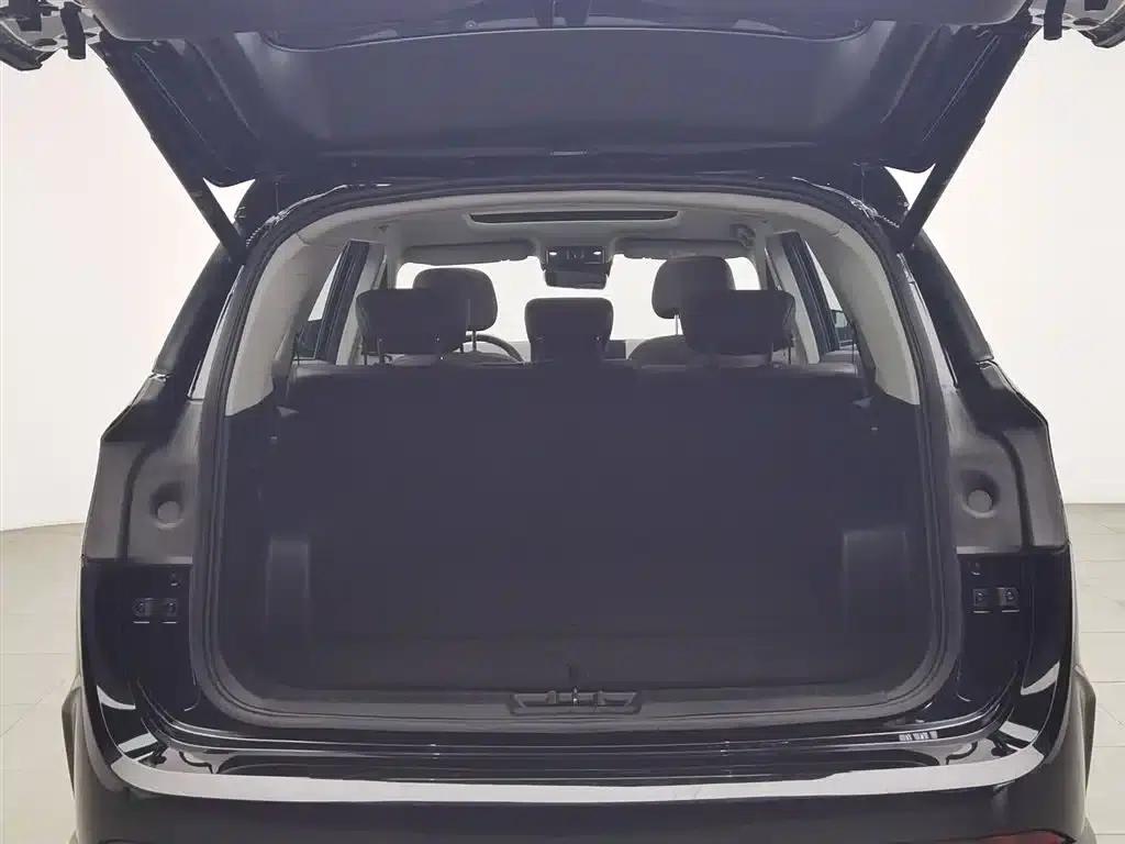 Jetour X90 PRO 2024 2.0T DCT Premium Edition 5-seater — миниатюра 16
