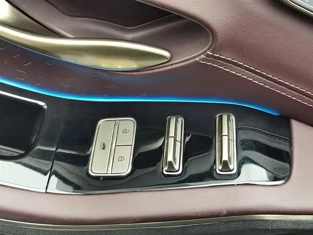 Jetour X90 PRO 2024 2.0T DCT Premium Edition 5-seater — миниатюра 9