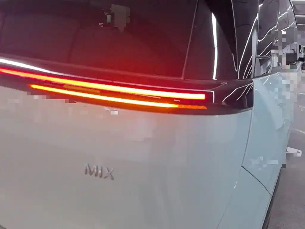 Jike MIX 2025 Intelligent Driving Edition — миниатюра 8