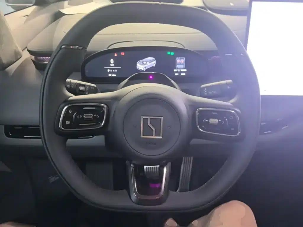 Jike MIX 2025 Intelligent Driving Edition — миниатюра 11
