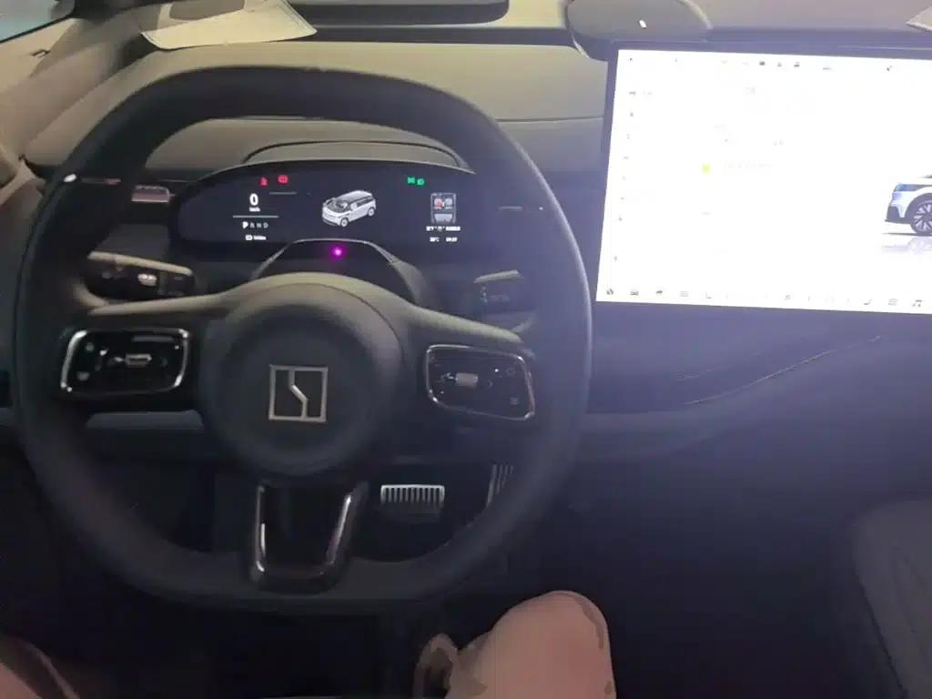 Jike MIX 2025 Intelligent Driving Edition — миниатюра 10
