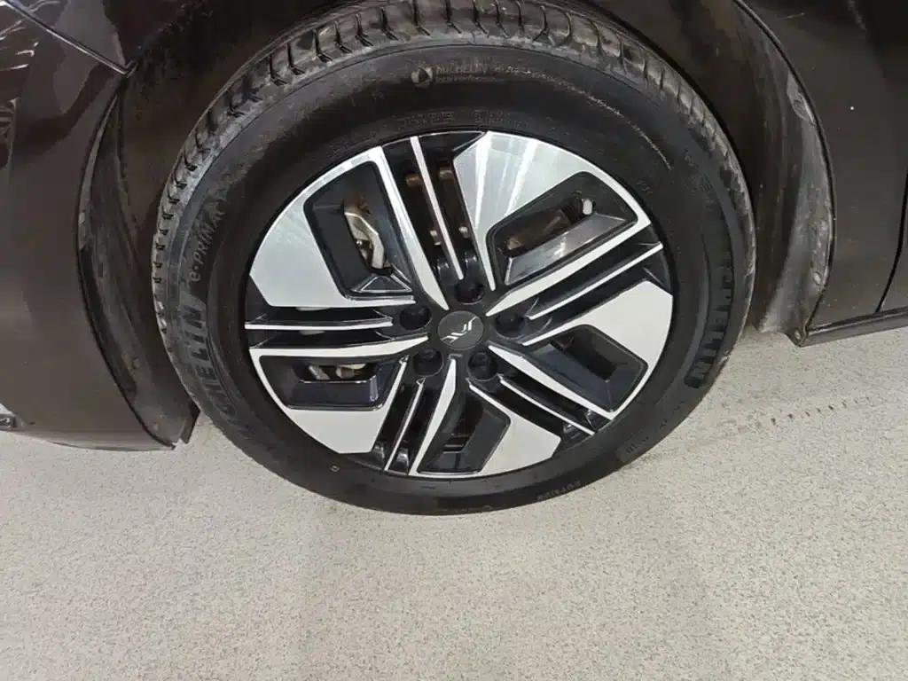 Refine RF8 PHEV 2024 HarmonyOS Edition 1.5T 150KM Flagship Model Lithium Iron Phosphate — миниатюра 23