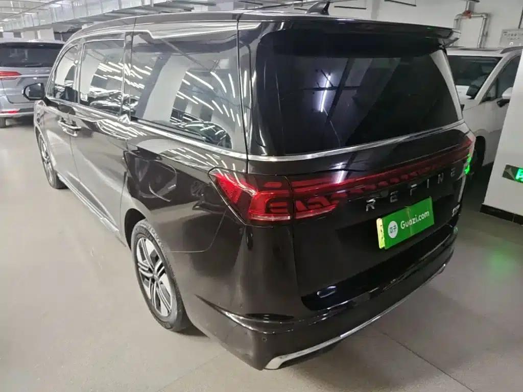 Refine RF8 PHEV 2024 HarmonyOS Edition 1.5T 150KM Flagship Model Lithium Iron Phosphate — миниатюра 5